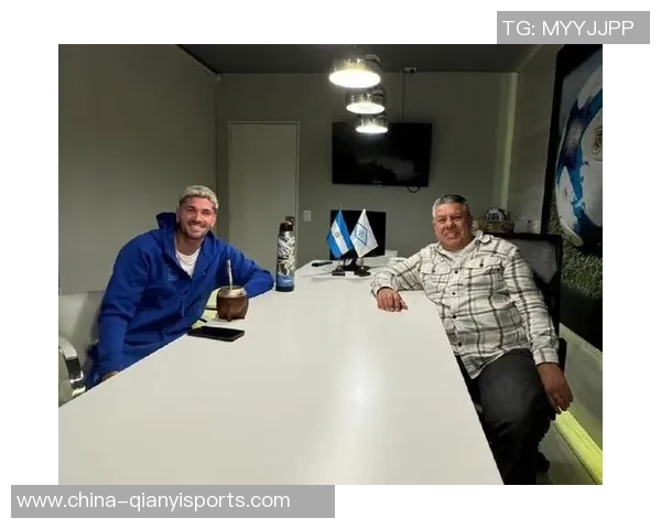 恩佐与罗梅罗重聚国家队兄弟情深共享马黛茶时光